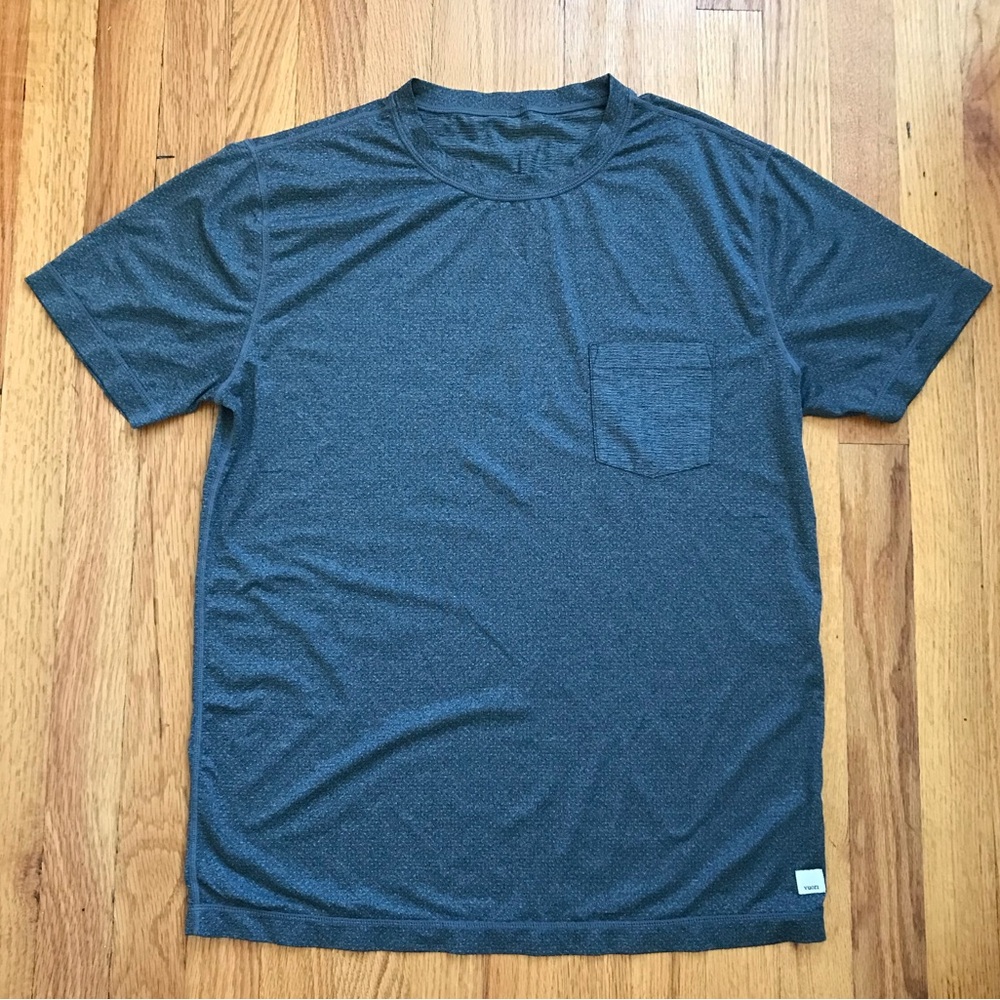 Vuori Tradewind Performance Tee Heather Gray Large